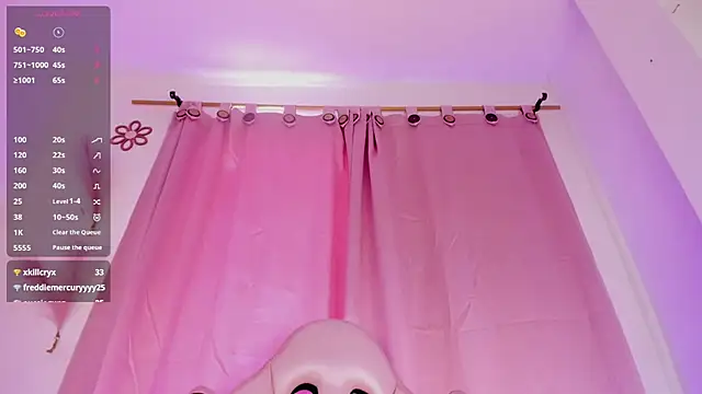 Chat +18 de Mia_royal ao vivo