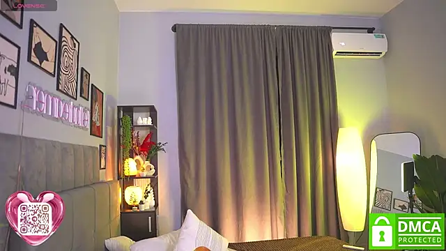 XXX chat uživo modela Tella_dream