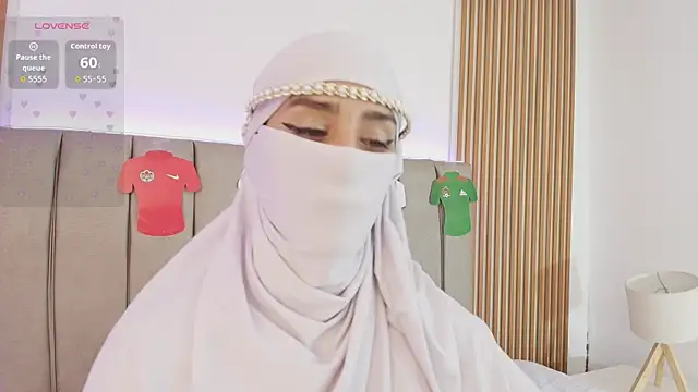 rawiya's Live XXX Chat