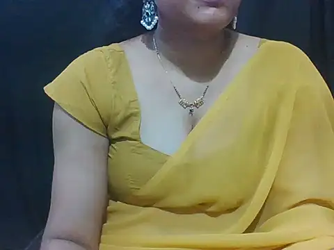 Thilothama_Vaishu Chat XXX in diretta