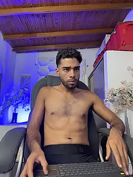 XXX chat uživo modela AlejandroGreco