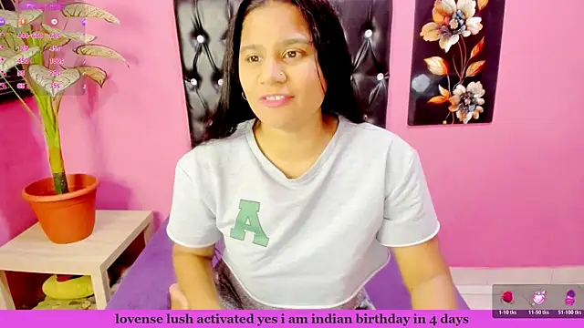 צ'אט XXX בשידור חי של INDIANFLAME