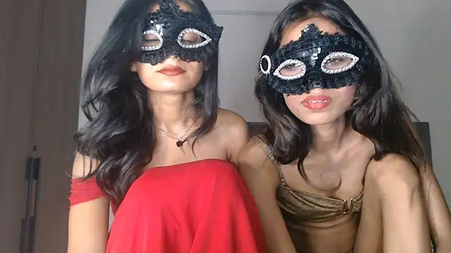 Virgin_Aisha live XXX chat