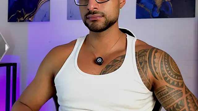 LiamGarcia1 – Naživo XXX chat