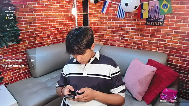 Thiago_Kozak's Live XXX Chat