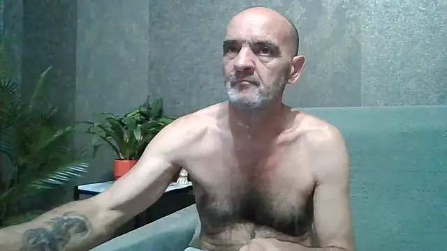 skorpibg65 Adlı Modelin Canlı XXX Sohbeti