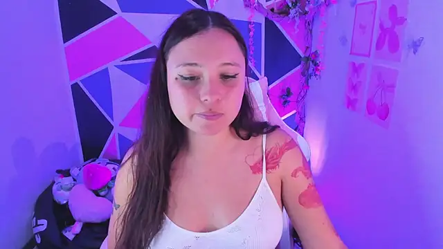 little_emma0 Live XXX-Chat