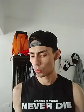 MateoCollins2026's Live XXX Chat