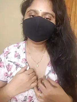 Sravvi499 Live XXX-Chat