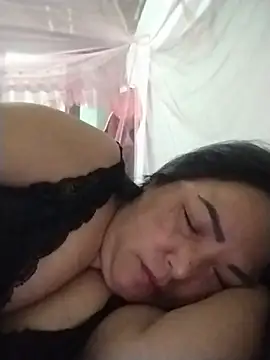 Živý XXX chat Naaya8109
