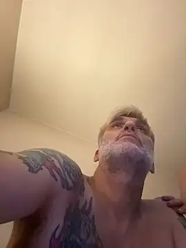 Show modela romeoegiulietta28 na web-kameri