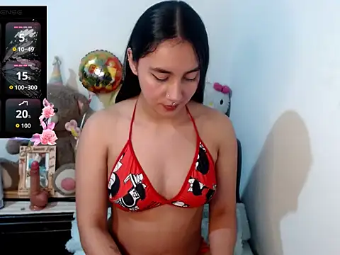 _PrettyLau10 Live XXX Chat