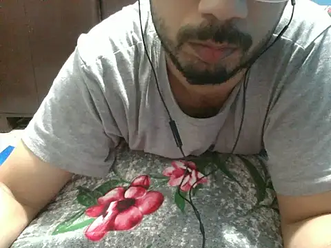 Precumboner Live XXX-chat