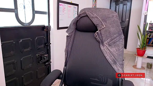 Scarletleon77 라이브 XXX 채팅