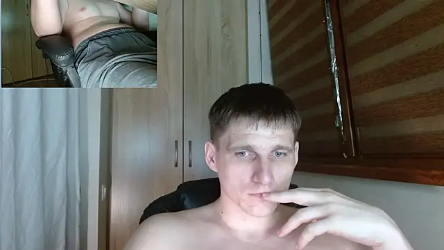 Poliglotjoe1 Live XXX-Chat