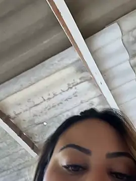 Chat XXX ao vivo de lariic
