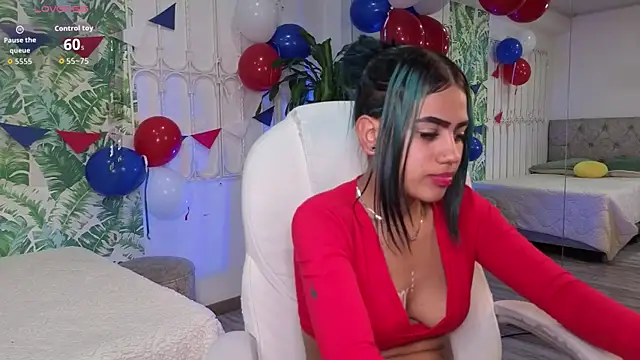 baby_julieta00's Live XXX Chat