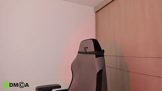 XXX chat uživo modela alice-rausing
