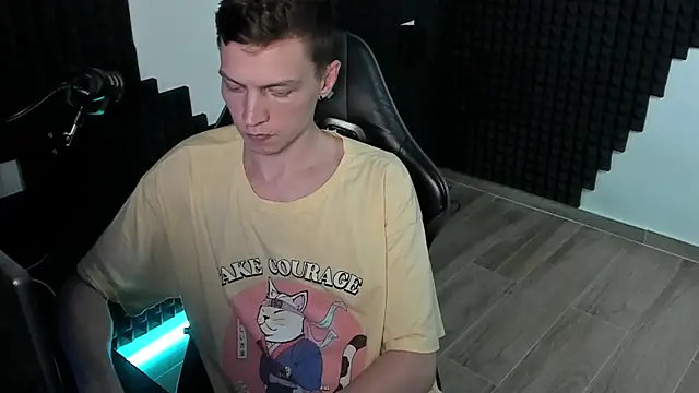 More_than_friend's Live XXX Chat