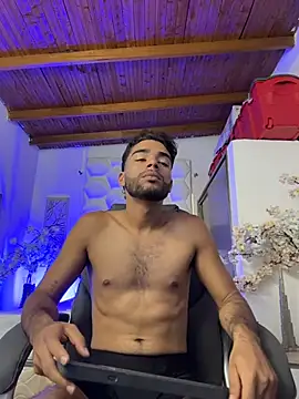 Czat XXX na żywo – AlejandroGreco