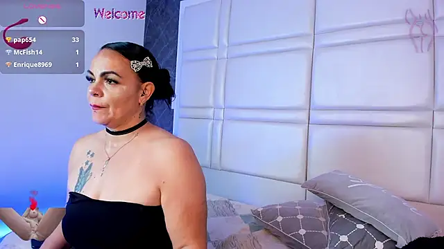 victoria_mooree's Live XXX Chat