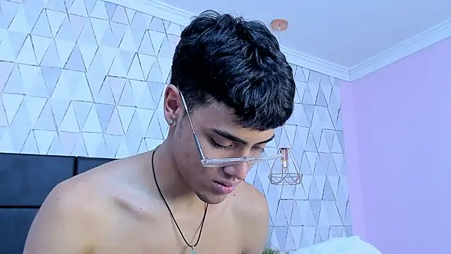 DannTaylor Live XXX-chat