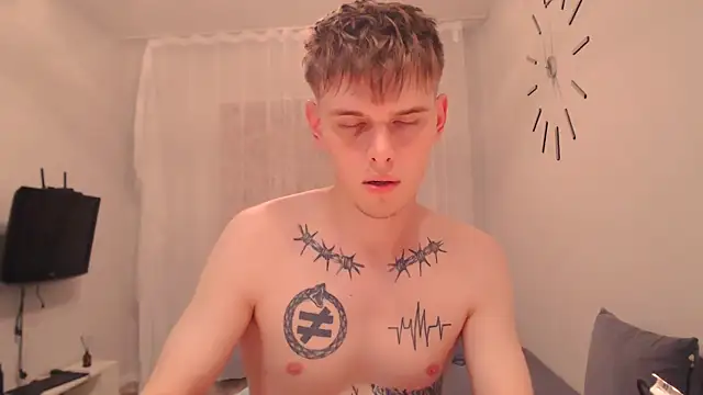 Fredd_Xanders লাইভ XXX চ্যাট