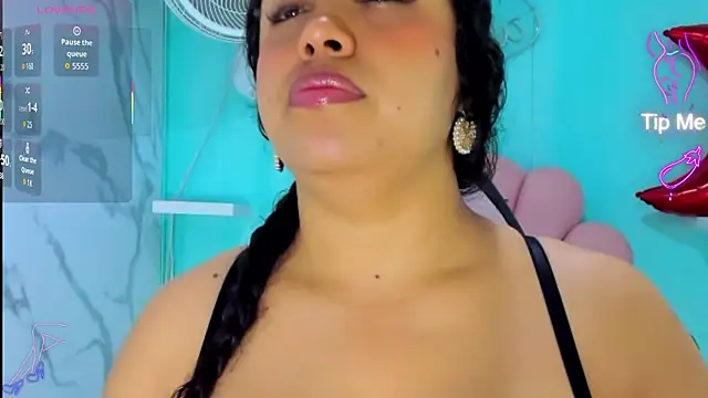 cristal_horny19 Adlı Modelin Canlı XXX Sohbeti