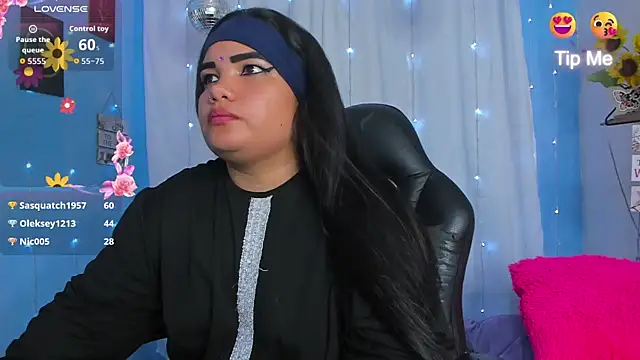 Chatroom XXX en direct de Falak-Yasin