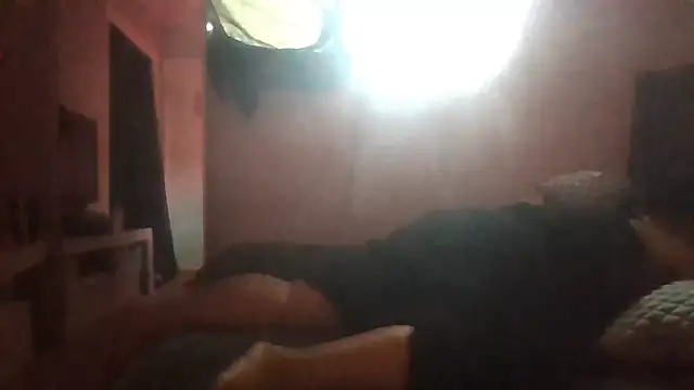 XXX chat uživo modela 1n0nlythroat