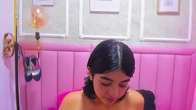 velvet_girll Chat XXX in diretta