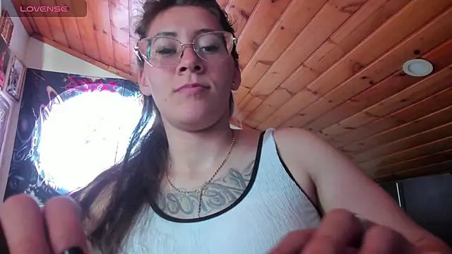 Živý XXX chat Darkness_jones_