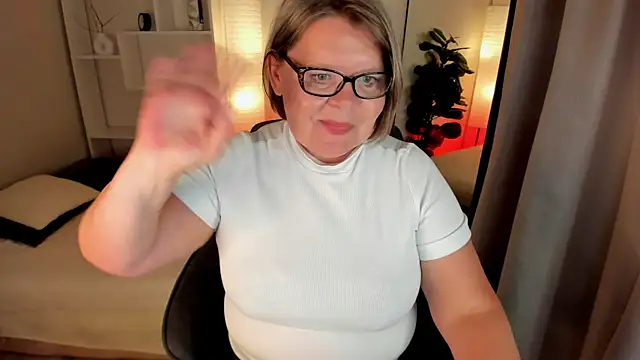 צ'אט XXX בשידור חי של Shannonshine