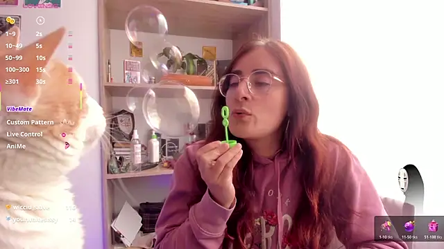 צ'אט XXX בשידור חי של linda_giggle