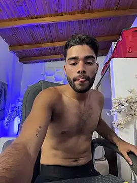 AlejandroGreco 现场XXX聊天