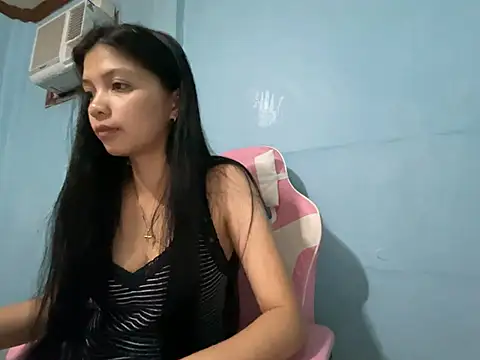 pinay_kitty23's Live XXX Chat