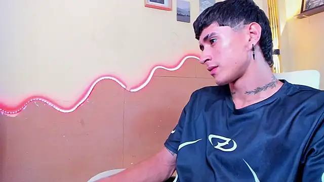 Dark_Valentino_ Obrolan Langsung XXX