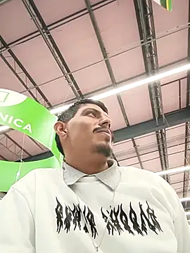 Chat XXX ao vivo de MexiicanOooooooo
