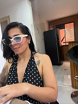 Meganmilk1 라이브 XXX 채팅