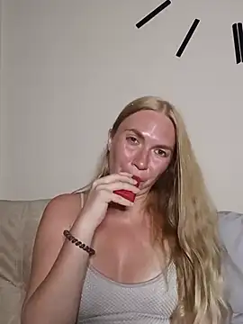 KisaVixen's Live XXX Chat