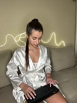 KathrynBrooks Adlı Modelin Canlı XXX Sohbeti