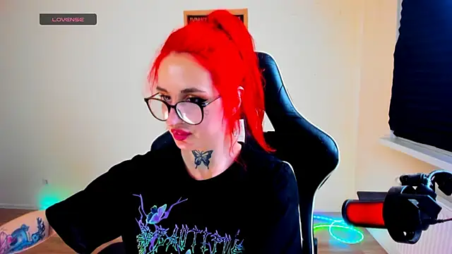 Chat +18 de your_tora ao vivo