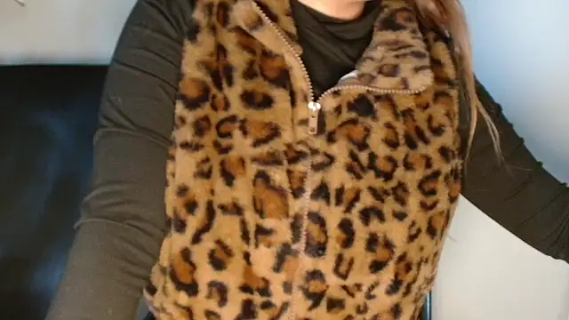 Chat +18 de 3littles ao vivo
