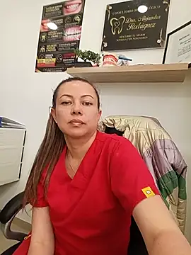 _Dentist-Madisson_04's Webcam Show