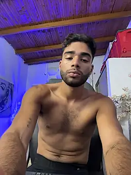 AlejandroGreco Live XXX-chat