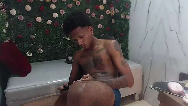 ManSant Chat XXX live