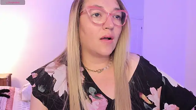 Naty_Mature_'s Live XXX Chat