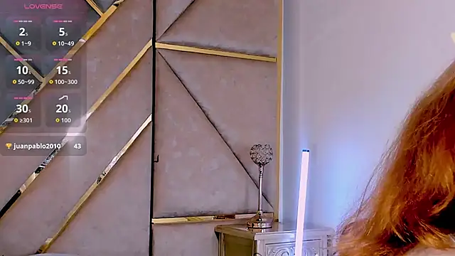دردشة MikaelaStone الجنسية المباشرة