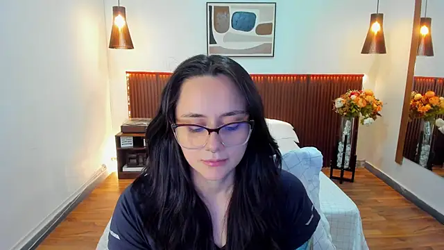 KatherineBond Chat XXX live