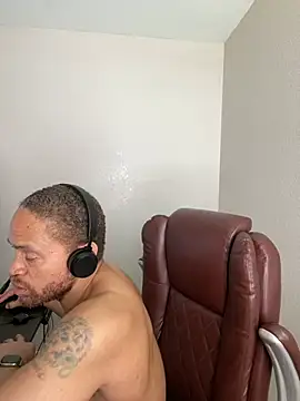 Fathero1time's Live XXX Chat